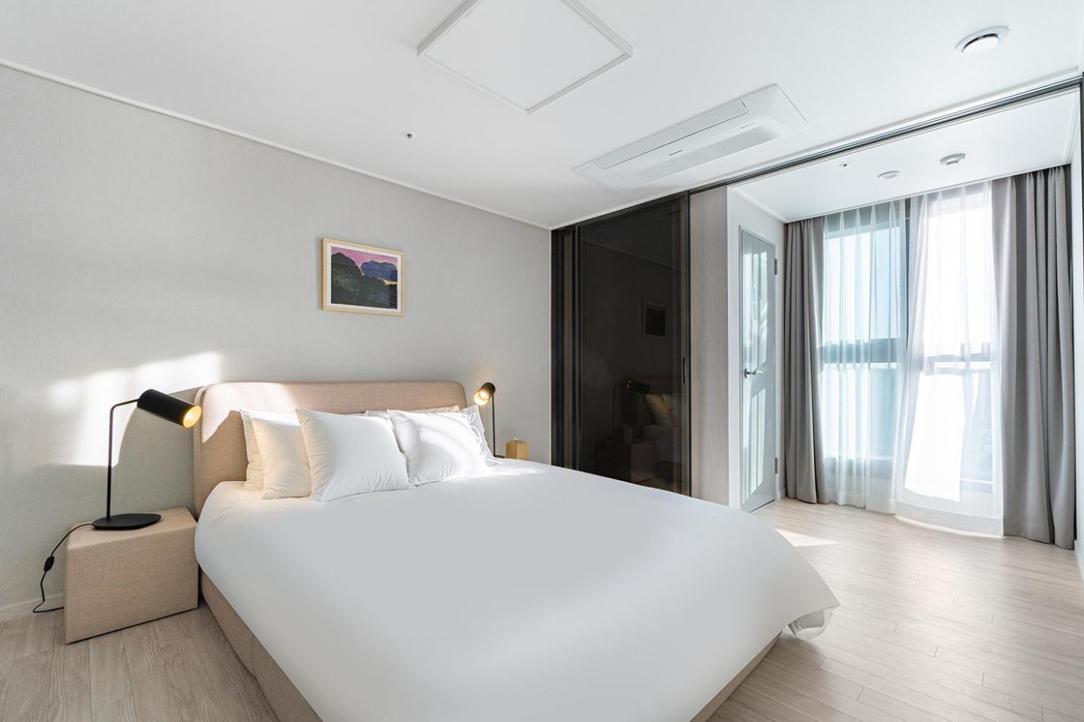 Le Collective Yeosu Apartment Exterior photo